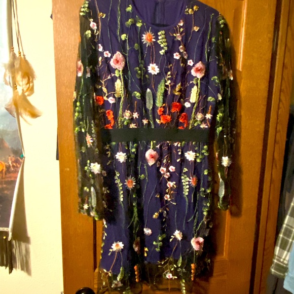 Floral dress - Picture 1 of 2